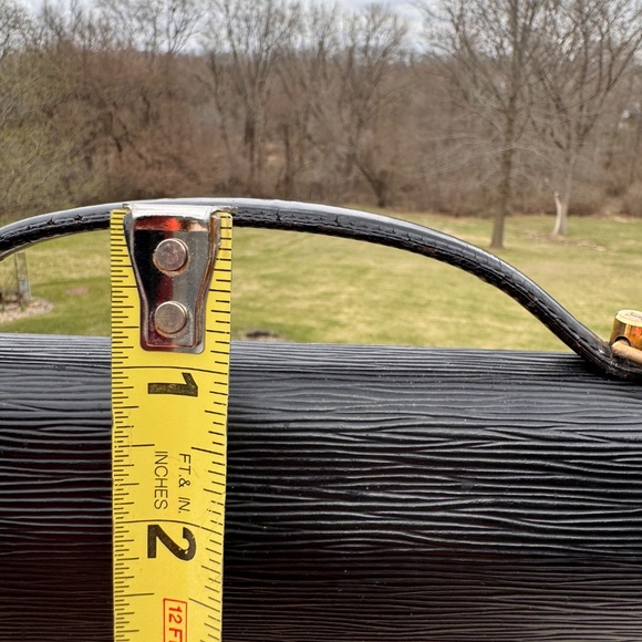 BLACK HANDBAG - Picture 16 of 16